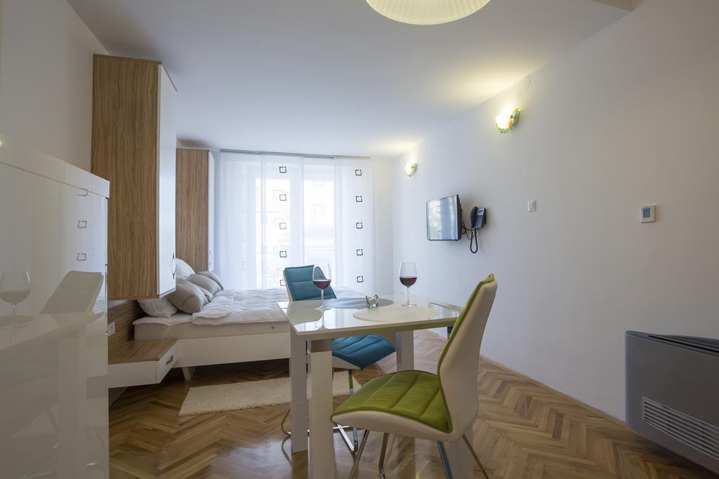 Adrion Aparthotel Pula