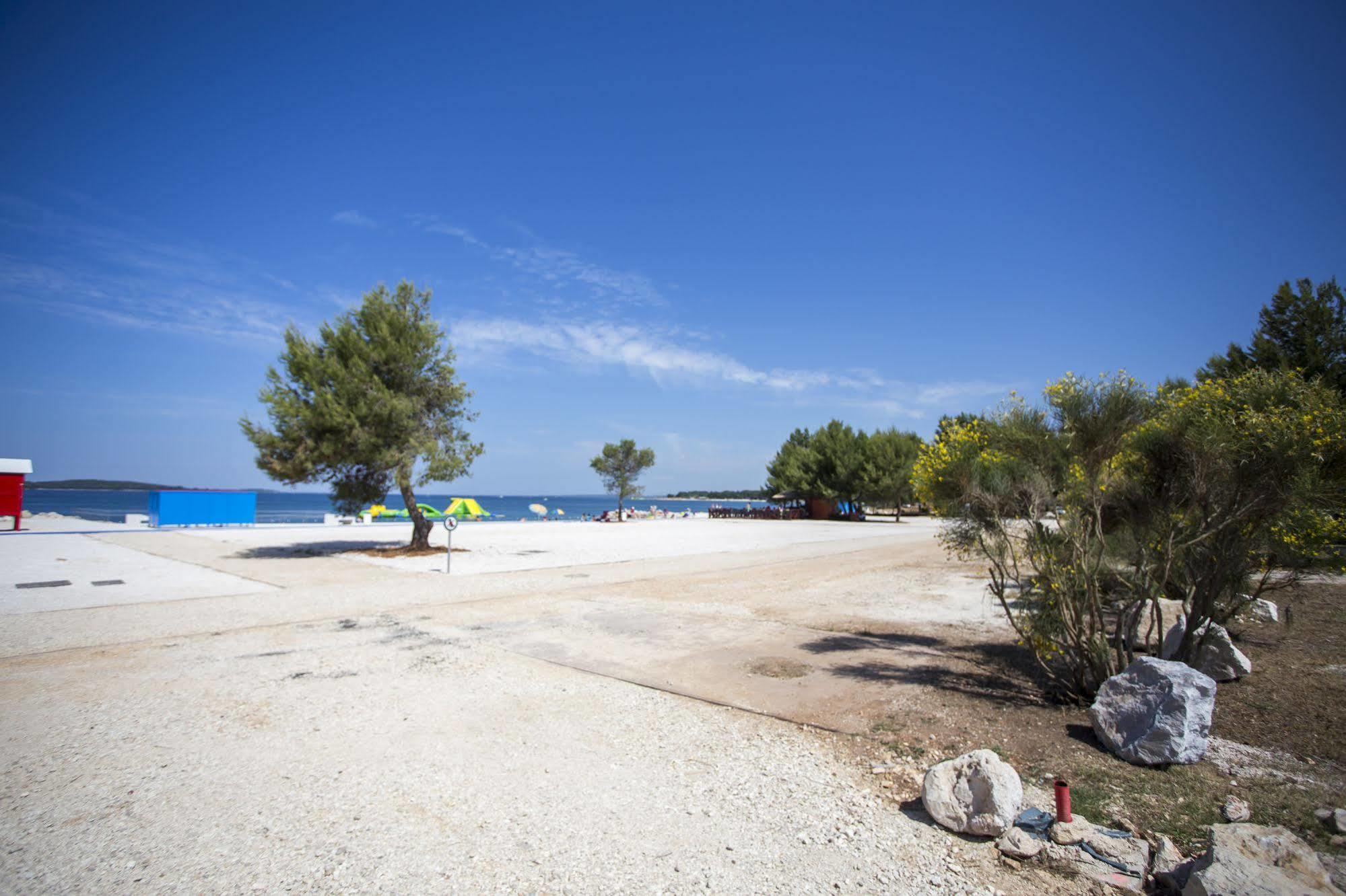 Adrion Aparthotel Pula