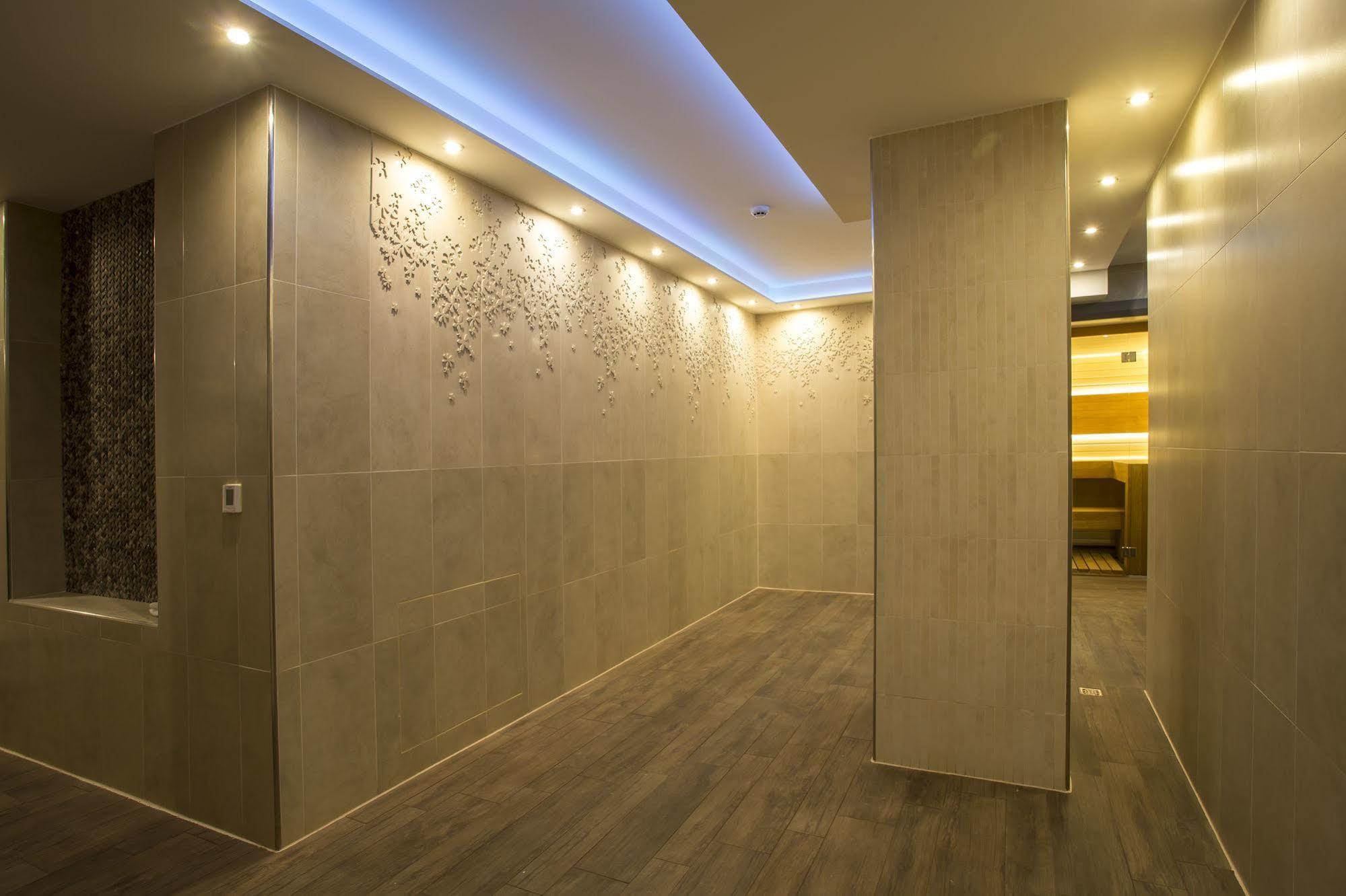Adrion Aparthotel