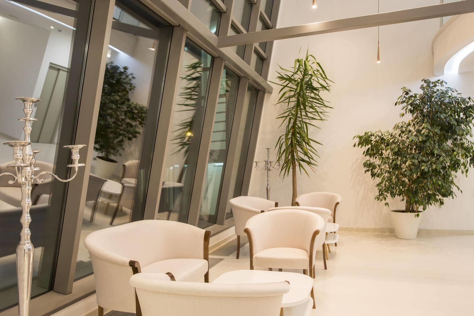 Adrion Aparthotel Pula
